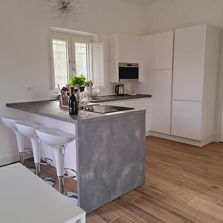 Villa The Green Door - Casa Vacanze Vicino A Roma Fonte Nuova Bagian luar foto